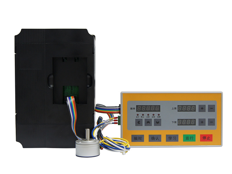 往復(fù)機變頻器，往復(fù)機專用變頻器，變頻器廠家，變頻調(diào)速器