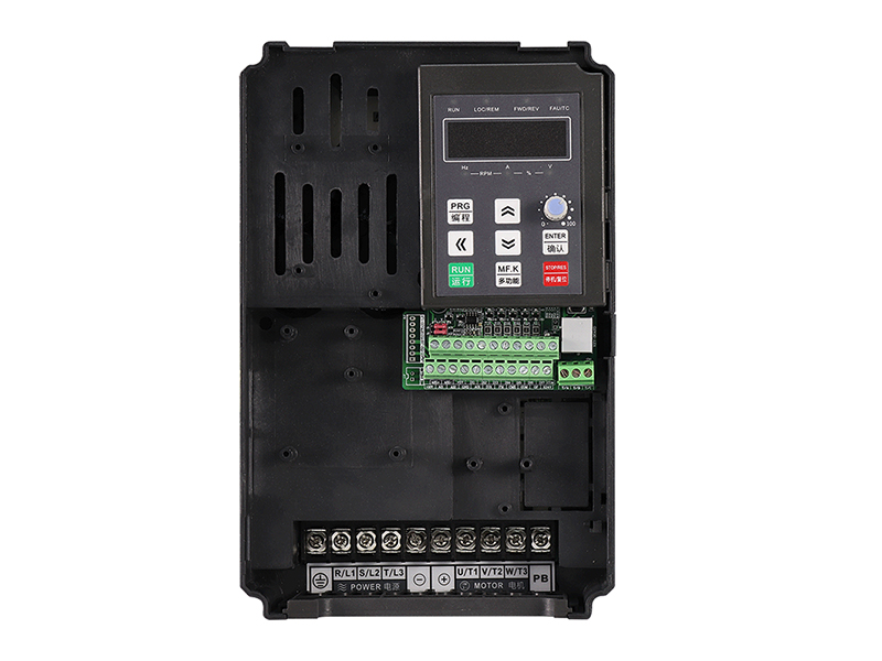 220轉(zhuǎn)380變頻器，單相220V輸入轉(zhuǎn)三相380V輸出變頻器